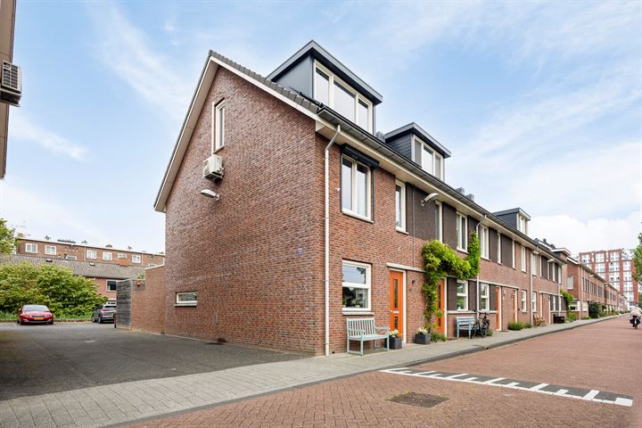 Bekijk foto 31 van Jan Wolkersstraat 61