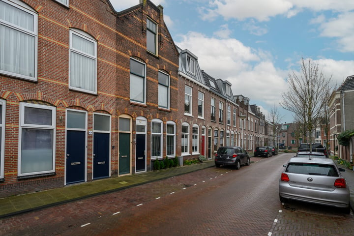 View photo 3 of Prins Frederikstraat 28-B