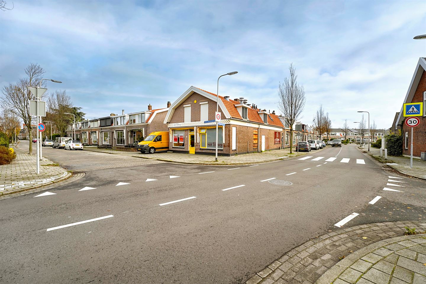 Bekijk foto 2 van Korte Voorhouterweg 1