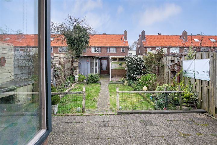 Bekijk foto 37 van Prins Hendrikstraat 143