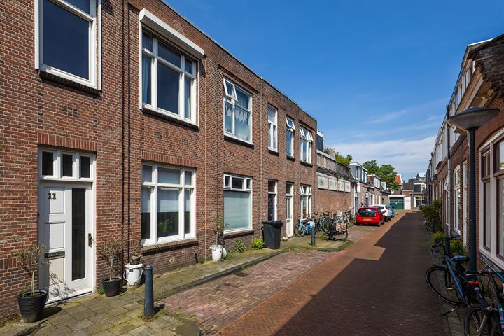 Bekijk foto 28 van Tollensstraat 11