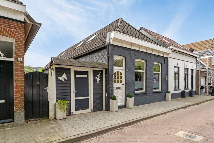 Bekijk foto 35 van Hendrikstraat 21