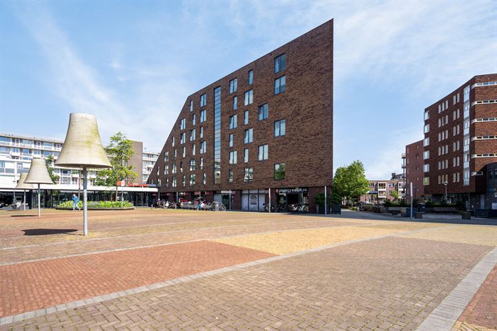 Bekijk foto 36 van Marsmanplein 78