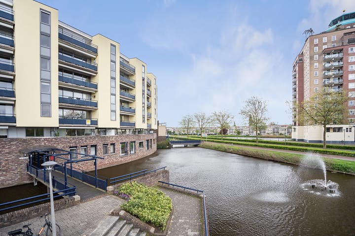 Foto 5 van Puccinistraat 147