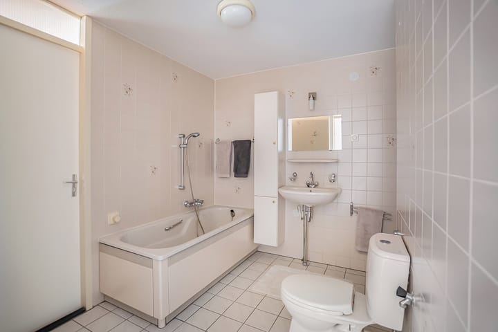 Foto 26 van Puccinistraat 147