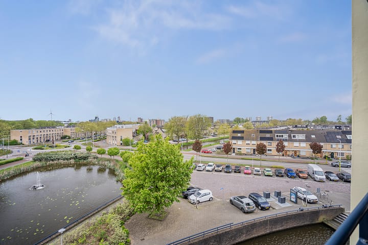 Foto 42 van Puccinistraat 147