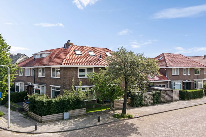 View photo 1 of de Bourbonstraat 31