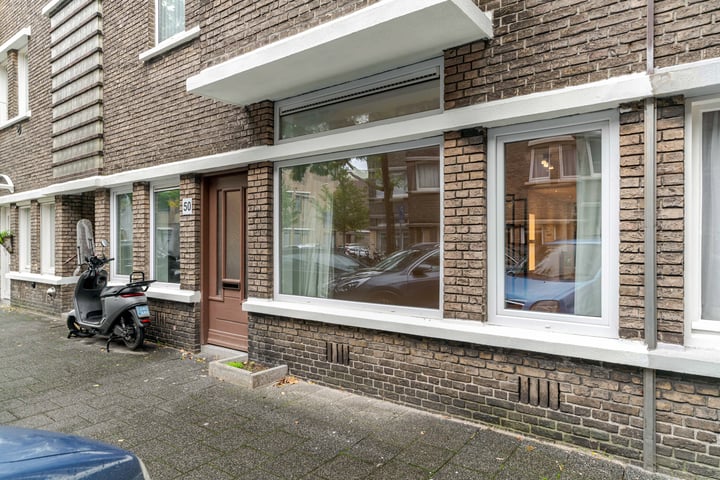 View photo 6 of Van Heutszstraat 50