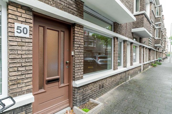 View photo 7 of Van Heutszstraat 50