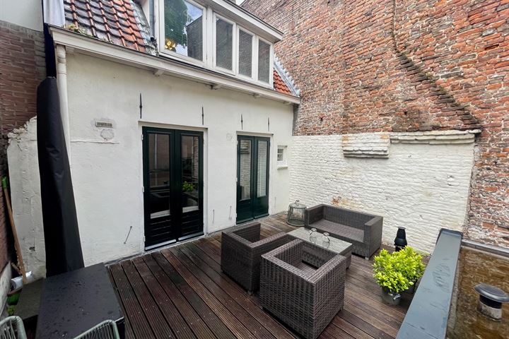 Bekijk foto 20 van Lange Bisschopstraat 12-A