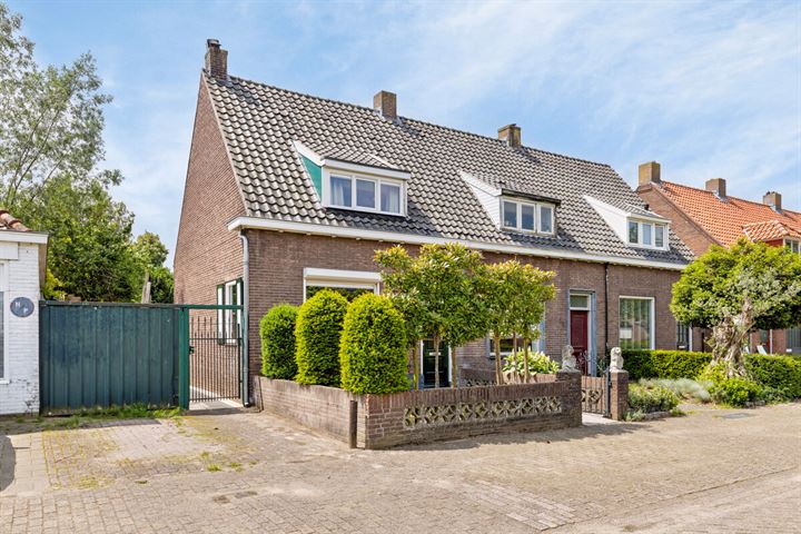 Bekijk foto 1 van Rozenstraat 29