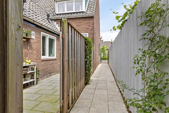 Bekijk foto 35 van Rozenstraat 29