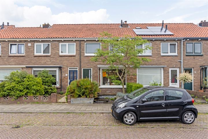 View photo 33 of Vermeerstraat 18