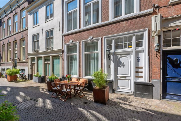 Bekijk foto 1 van Nieuwstraat 23