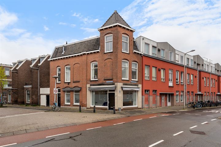 Bekijk foto van Johannes de Bekastraat 71