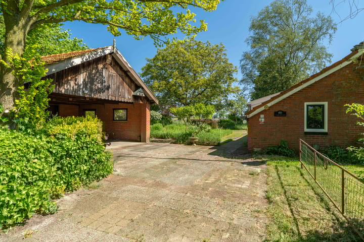 Photo 6 of Zuideinde 15