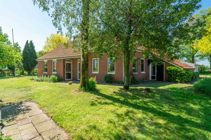 Photo 8 of Zuideinde 15