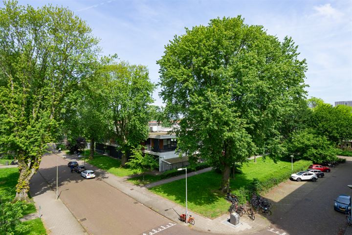 View photo 19 of Avogadrostraat 6-3