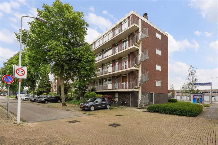 Bekijk foto 7 van Van Brakelstraat 68