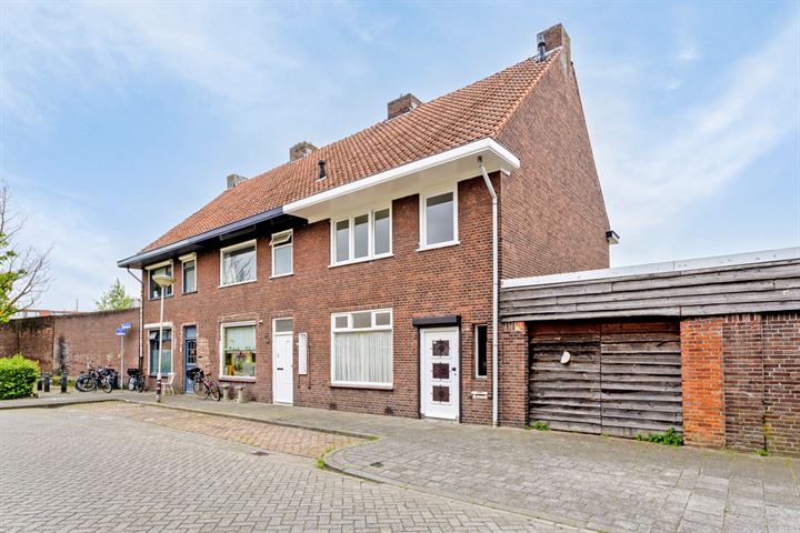 Bekijk foto 27 van Kastanjestraat 2