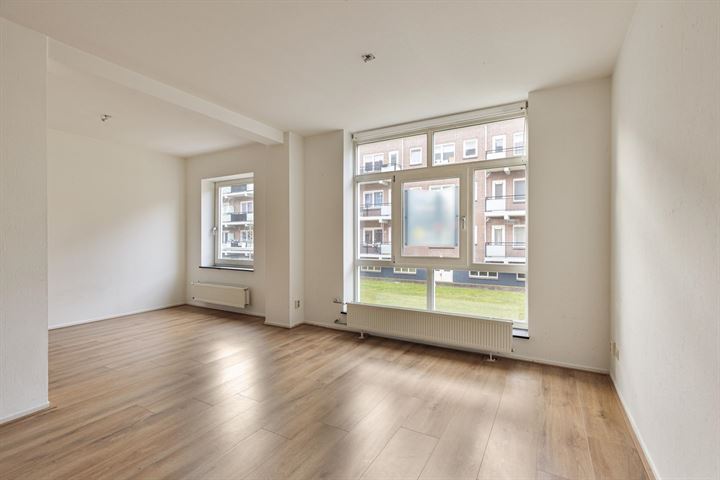 Bekijk foto 10 van Assendelftstraat 42-A