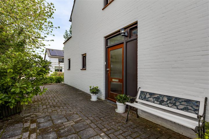 View photo 5 of Beatrixstraat 39