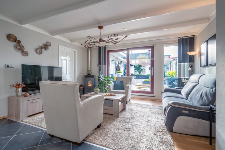 Bekijk foto 3 van Jasmijnstraat 29
