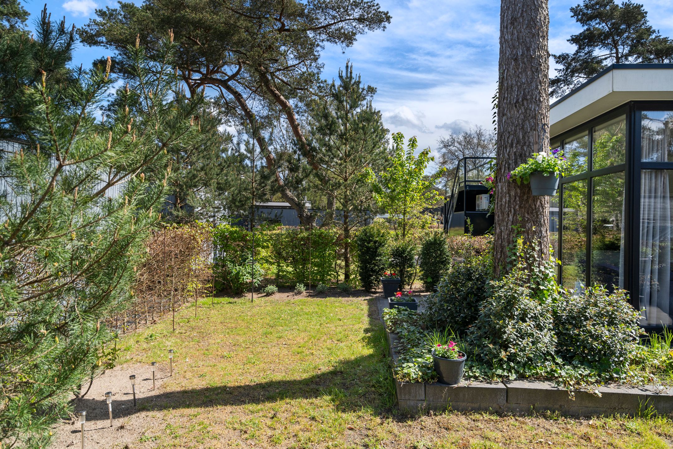 Foto 21 van Vijverlaan 1-RJB22