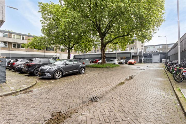 Bekijk foto 42 van Wijnpeerstraat 71