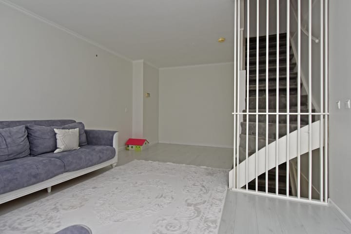 Foto 18 van Lau Mazirellaan 267