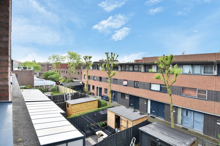 Foto 32 van Lau Mazirellaan 267