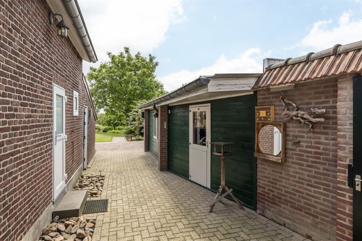 Bekijk foto 34 van Kerkstraat 126