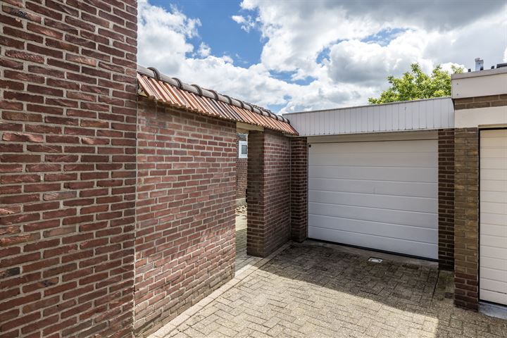 Bekijk foto 43 van Kerkstraat 126