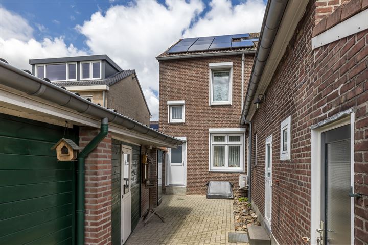 Bekijk foto 32 van Kerkstraat 126