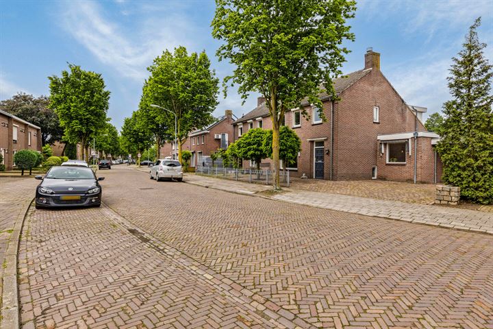 View photo 38 of Kerkakkerstraat 39-B