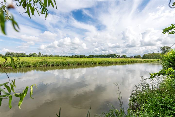 Bekijk foto 63 van Lingedijk 92