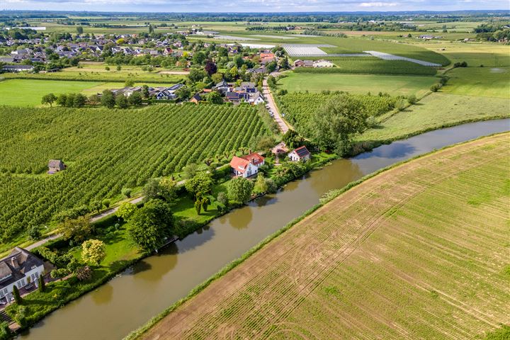 Bekijk foto 110 van Lingedijk 92