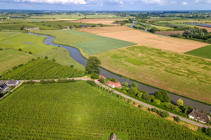 Bekijk foto 117 van Lingedijk 92