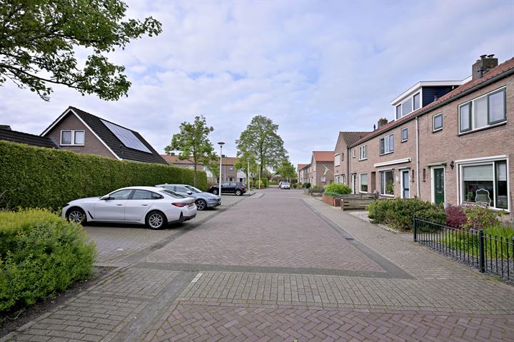 Bekijk foto 33 van Geraniumstraat 29