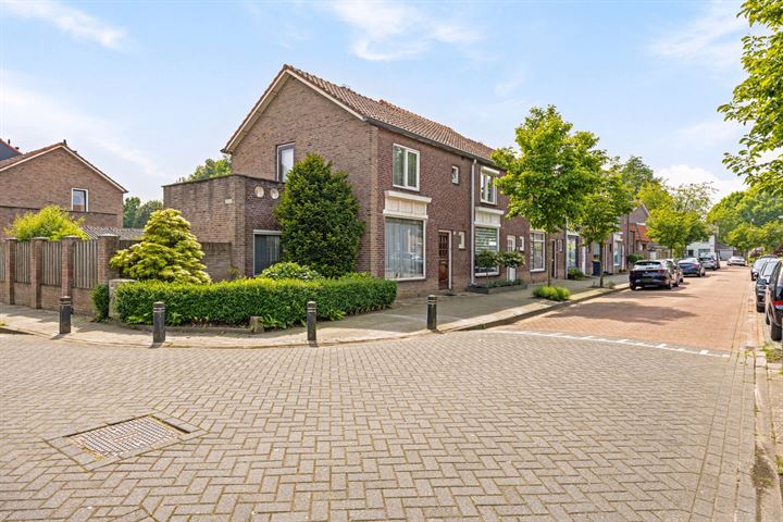 Bekijk foto 35 van Kerktorenstraat 43