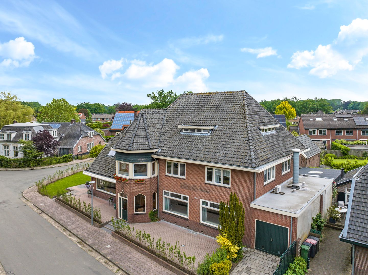 Photo 1 of Dorpsstraat 25