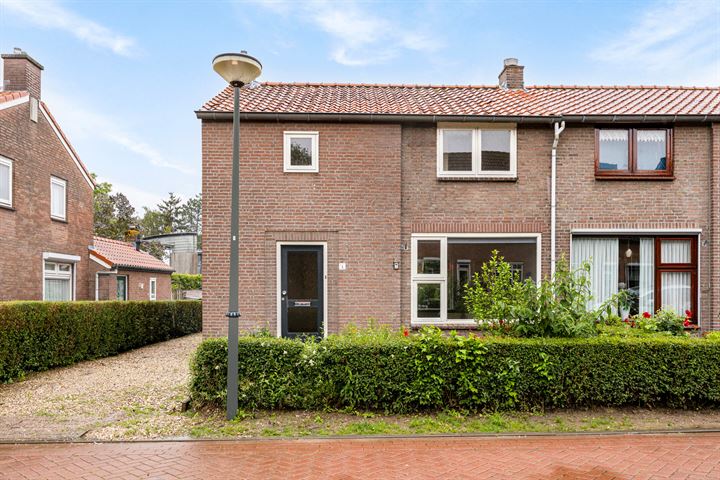 View photo 7 of Burgemeester D.A. van der Schansstraat 18