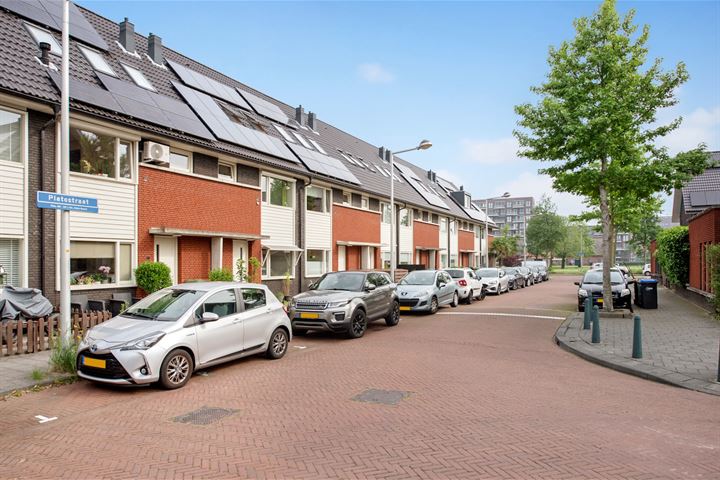 View photo 21 of Platostraat 40