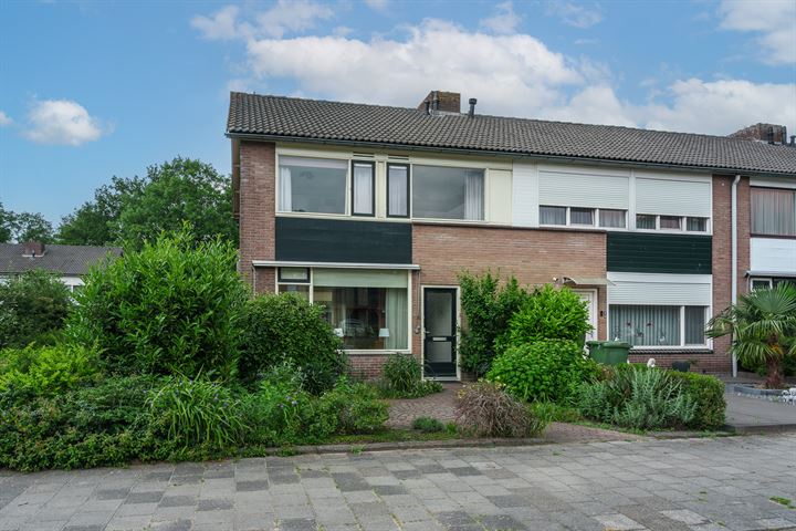 Bekijk foto 1 van Bernard van Meursstraat 33