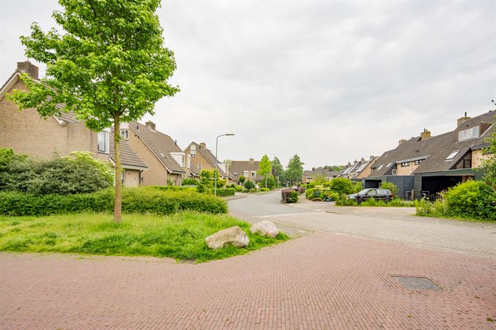 Bekijk foto 38 van Elzenlaan 19