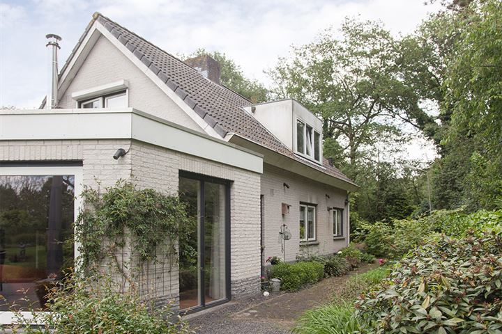 Bekijk foto 54 van Moerdijkse Postbaan 58