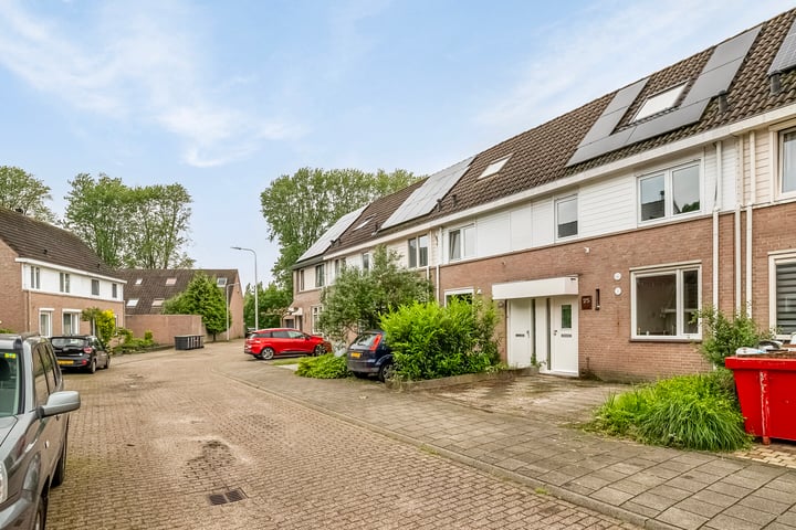 Bekijk foto 1 van Bennebroekstraat 25