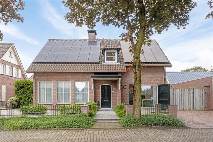 Bekijk foto 2 van Meester van der Lindenstraat 2-A