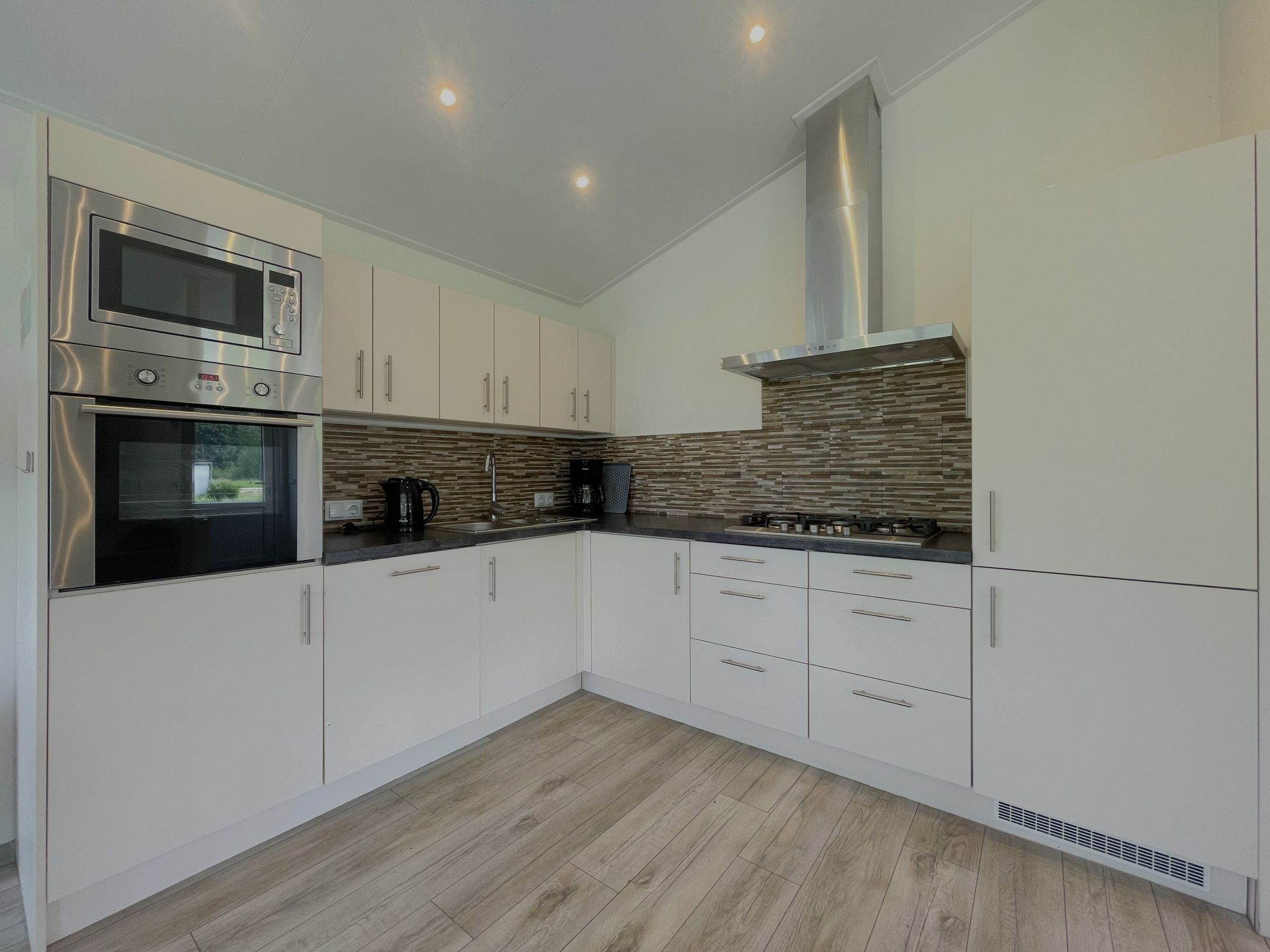 Foto 9 van Spijkweg 15-811