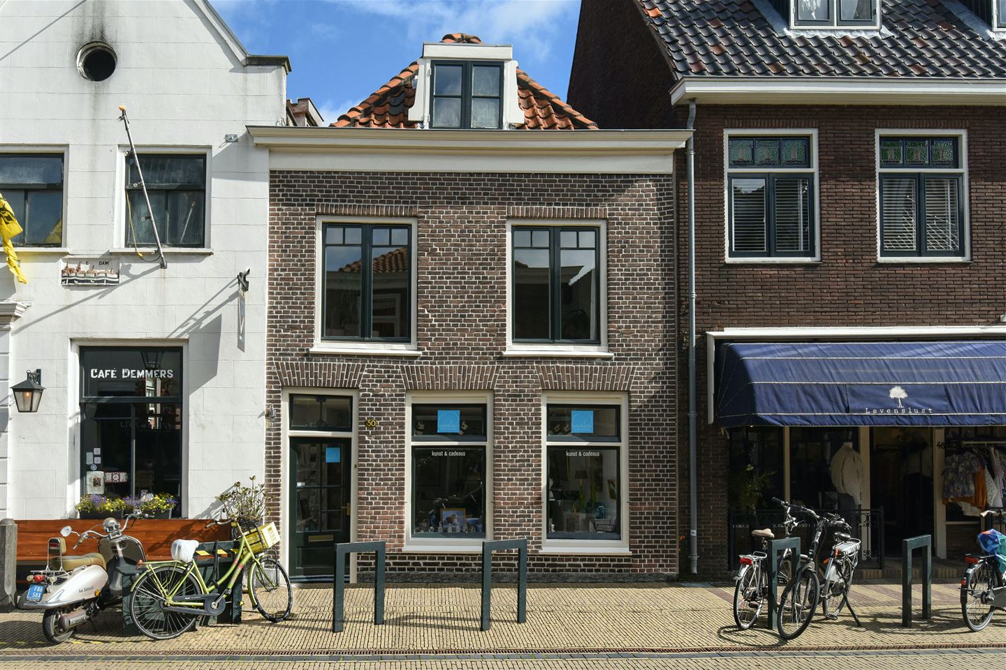 Bekijk foto 1 van Marktstraat 50